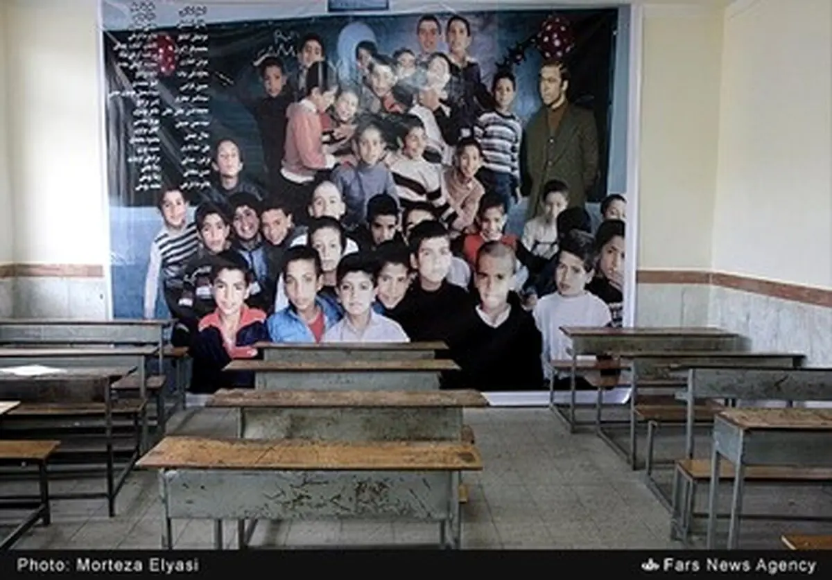 یک خاطره‌بازی دیدنی؛ دانش‌آموزان کلاس چهارم، بعد از 28 سال دور هم جمع شدند /گزارش تصویری