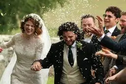 تصویری از عروسی دو بازیگر سریال تاج و تخت