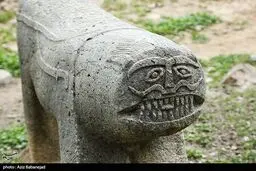 تصاویری از شمایل عجیب در گورستان کهن الیگودرز
