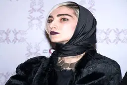 عکس/ تیپ خاص بازیگر زن "اژدها وارد می‌شود"