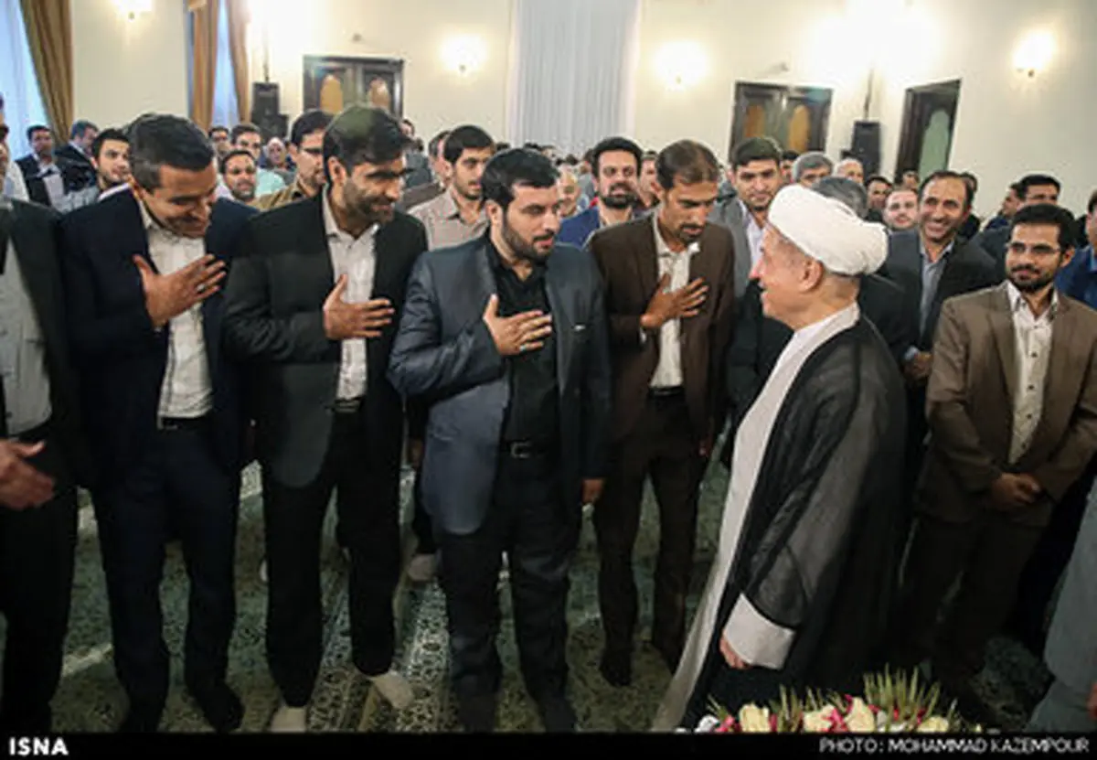 دیدار جمعی از اصحاب رسانه فرهنگ و هنر با آیت‌الله هاشمی رفسنجانی/تصاویر