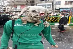 چهره یک شیطان پرست در راهپیمایی امروز! +عکس