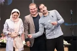 عکس جالب اصغری در کنار آقا هاشم و دخترش!