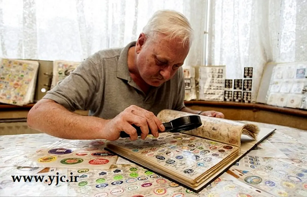 کلکسیون عجیب یک میوه فروش +عکس