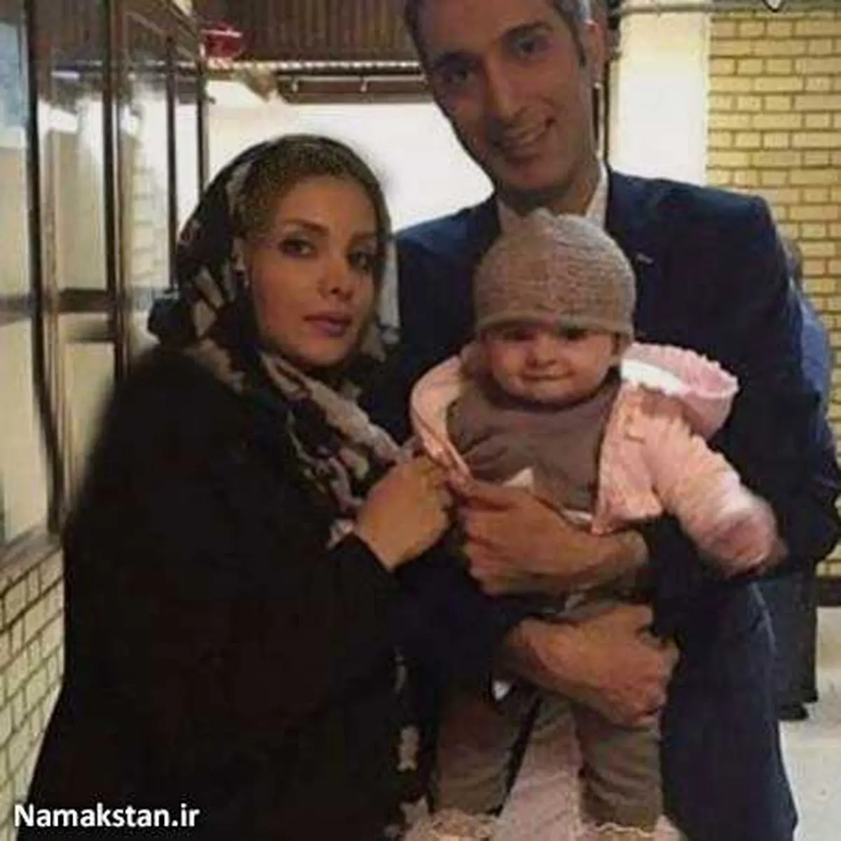 امیر مهدی ژوله در کنار همسر و دخترش/ عکس