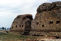 چهارقاپی کجاست؟ (+عکس)