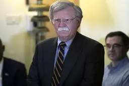 الجزیره:جان بولتون لندن را به توقیف نفتکش حامل نفت ایران تشویق کرد / اکنون ترامپ انگلیس را در مقابل ایران تنها گذاشته