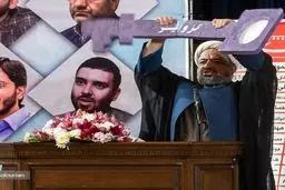 حمید رسایی کلید روحانی را شکست! + عکس