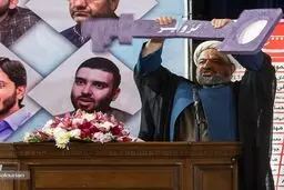 حمید رسایی کلید روحانی را شکست! + عکس