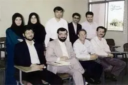 محسن رضایی با همکلاسی های دوره دکترا/عکس