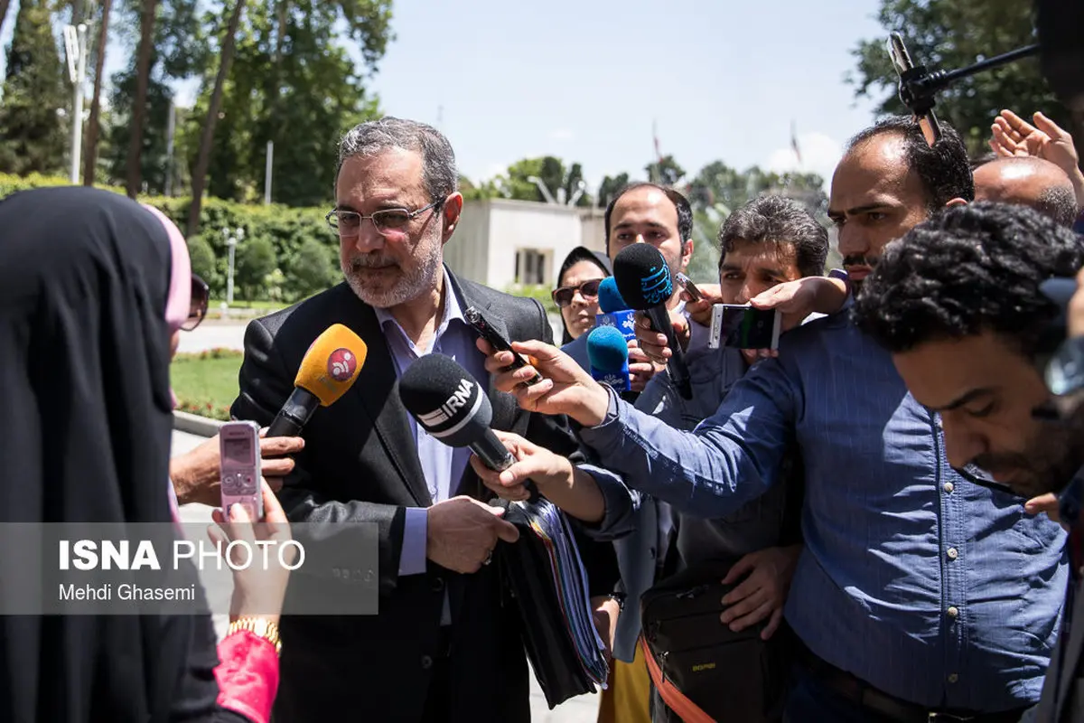 تصاویری از حواشی حیاط دولت با حضور خبرنگاران و وزرا