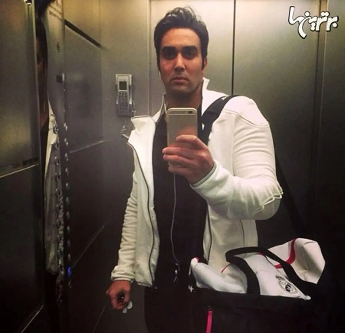 عکس سلفی پوریا پورسرخ با آیفون 6