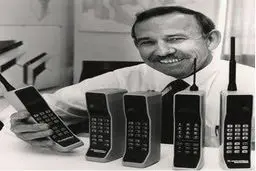 تصویر دیده نشده از اولین گوشی تلفن همراه / عکس