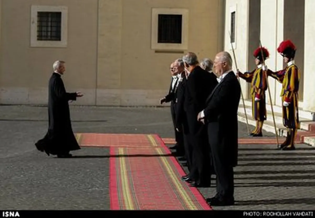 حواشی دیدار روحانی و پاپ در واتیکان/ تصاویر