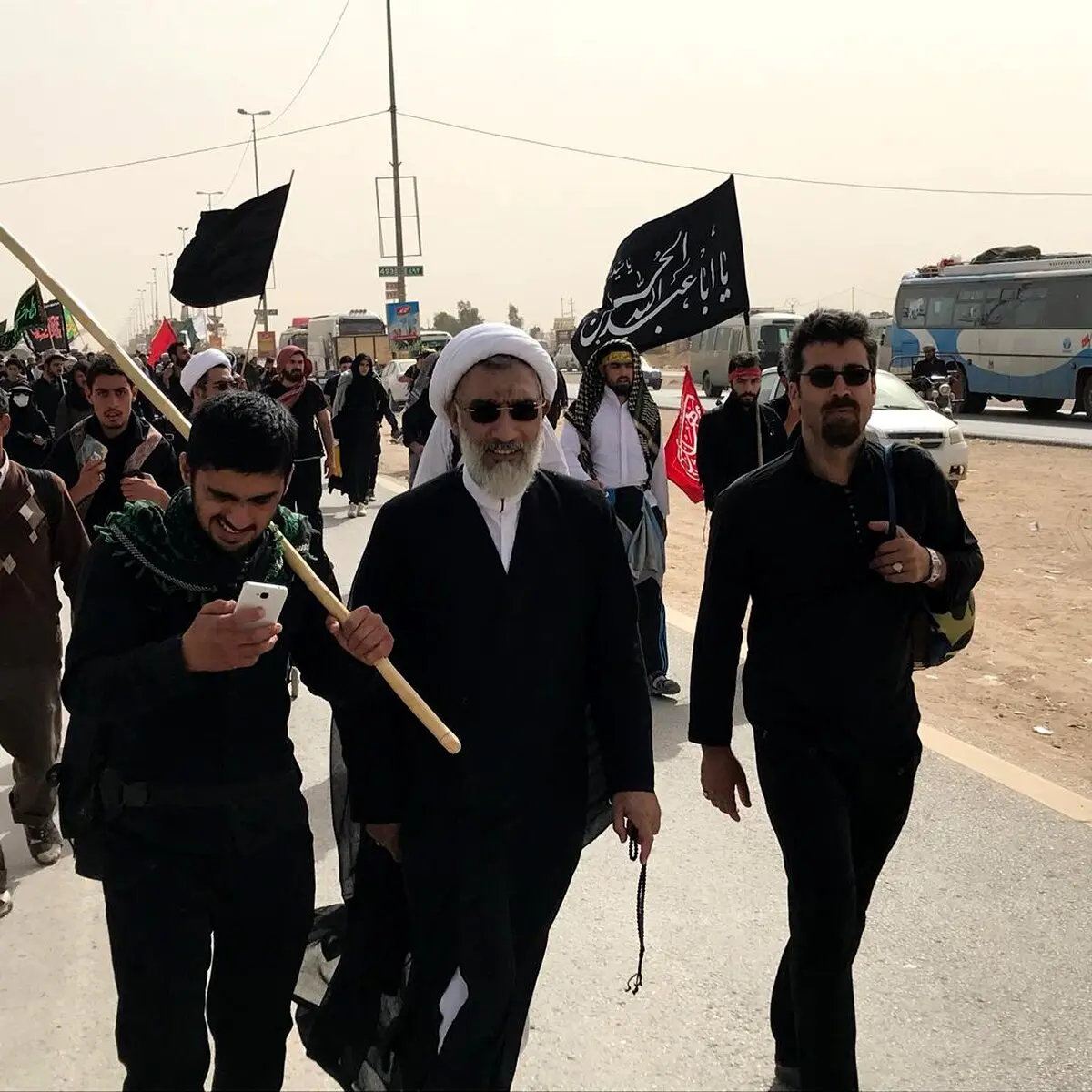 تصاویر : حضور حجت الاسلام والمسلمین پورمحمدی در راهپیمایی اربعین
