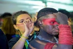 حواشی آماده‌کردن بازیگران مراسم افتتاحیه المپیک/تصاویر