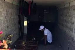 سوشا مکانی در کهف الشهدا / عکس