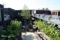 روستای دیوانگان هلندی +عکس