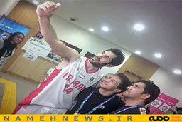 سلفی نیکخواه بهرامی با دبیر و سوریان