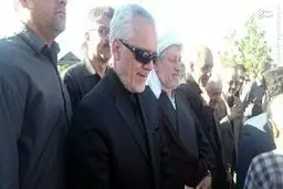محمد رضا رحیمی در تشییع همسر/عکس