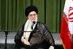 دیدار دانش‌آموزان و دانشجویان با رهبر انقلاب