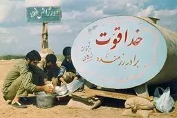 تصویری از وزریر بهداشت در جبهه