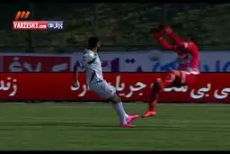 صحنه جنجالی پرسپولیس ـ ذوب آهن/عکس