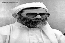 عکس دیده نشده از حضرت آیت‌الله خامنه‌ای در لباس اهالی سیستان و بلوچستان