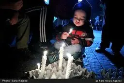 تصاویر شمع‌هایی که برای همدردی با خاندان رسول خدا روشن شد