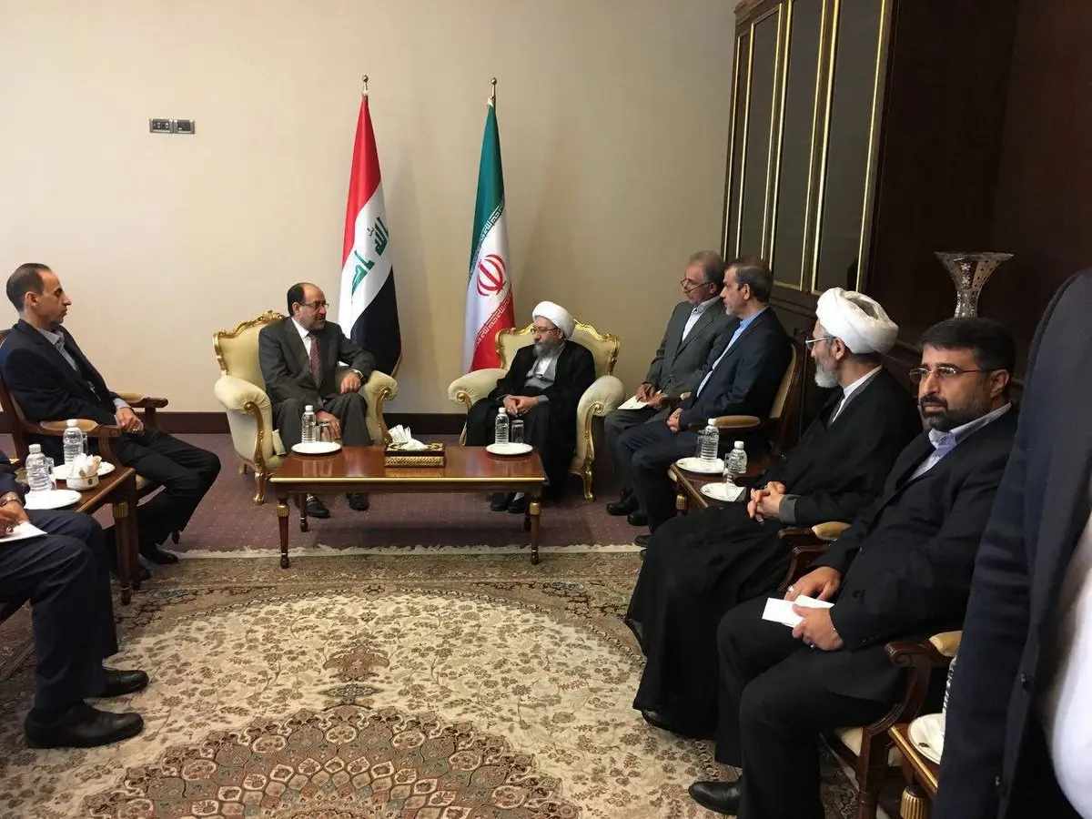 دیدار آیت الله آملی لاریجانی با نوری مالکی/عکس