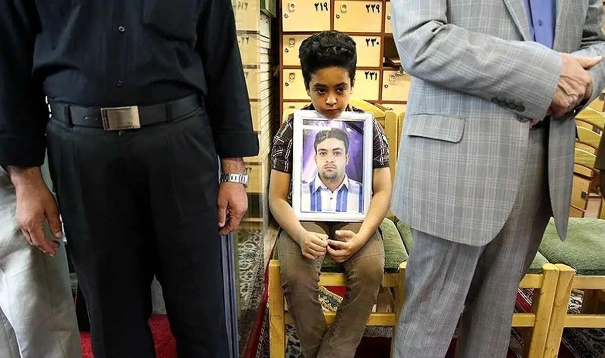 عکس یادگاری علی دایی به یاد یک نفر