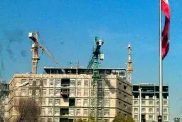 تخریب طبقات اضافه سازه سپاه /عکس