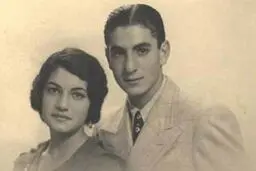 اشرف پهلوی؛زنی که شاه در مُشت او بود