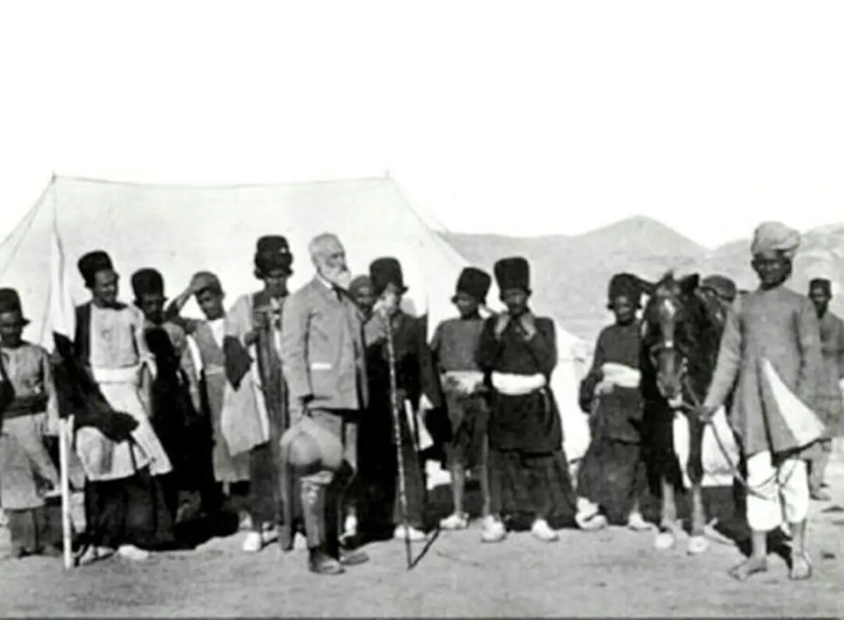 دو جاسوس مهم انگلیس در ایران را بشناسید/ مستر جیکاک؛ با سحر ادعای اجتهاد کرد و نفت را نجس اعلام نمود!