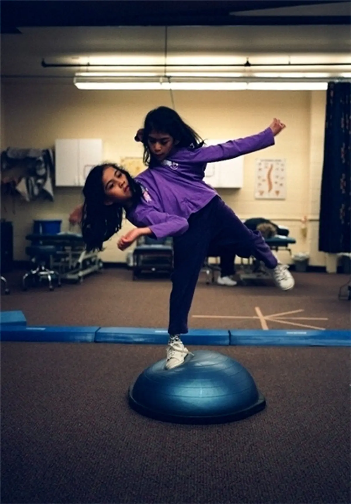 زندگی دوقلوهای به هم چسبیده+تصاویر