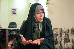 فائزه هاشمی: نوبت به وزارت زنان که می‌رسد مدام مته به خشخاش می‌گذارند/ با سهم‌خواهی موافقم مگر چه اشکالی دارد؟