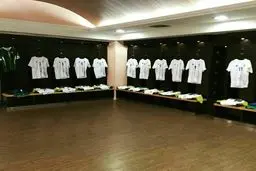 رختکن تیم ملی فوتبال ایران با پیراهن آدیداس/ عکس