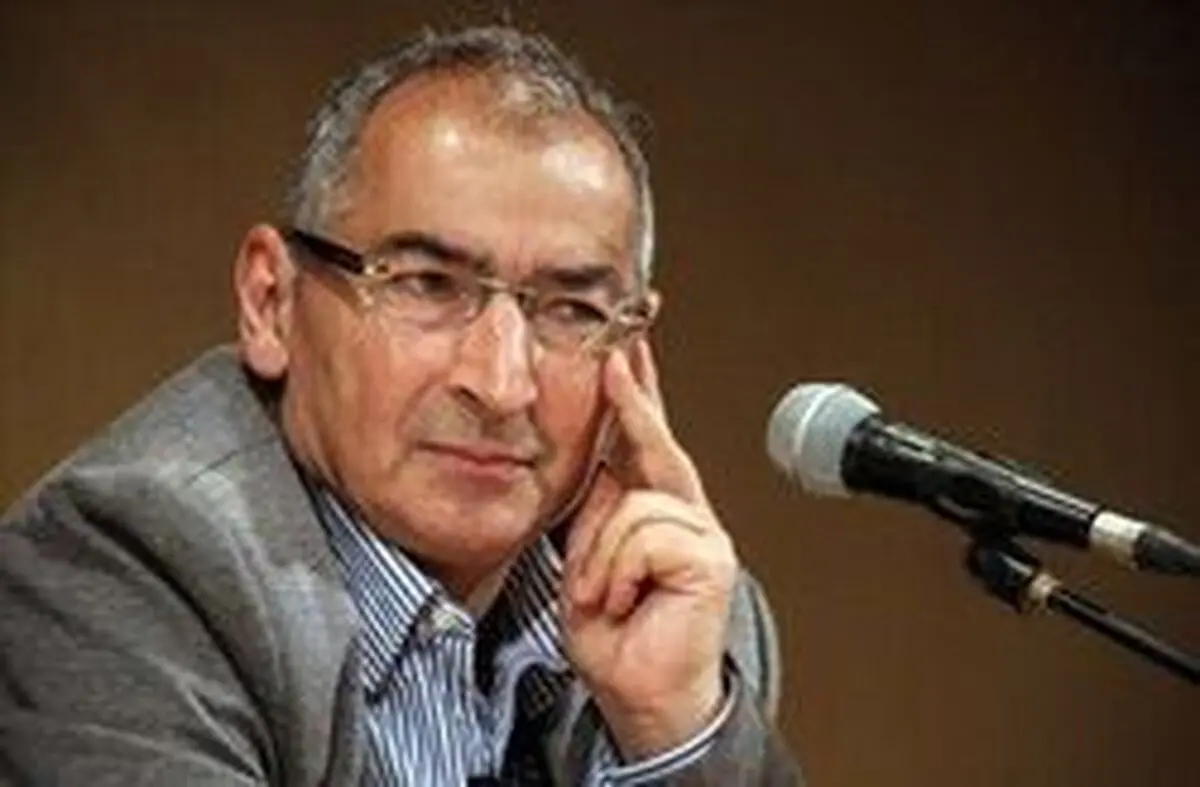 زیبا کلام:‌ اگر یک فرد نظامی هم رئیس جمهور شود، نمی تواند معجزه کند / تا زمانی که مردم درگیر شهریه درسی فرزندان و اجاره بهای خانه باشند، رشد نمی کنند