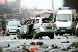 انفجار بمب در پایتخت آلمان/ عکس