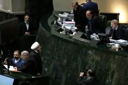 حضور روحانی در مجلس/ عکس