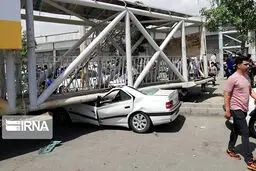 تصاویر دیده نشده از سقوط پل عابر پیاده در شهرستان بهارستان تهران