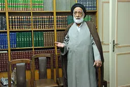 واکنش عضو جامعه روحانیت به سخنان زاکانی: از بیکاری می‌نشینند کلماتی مانند آتش‌‌بس را مطرح می‌کنند!