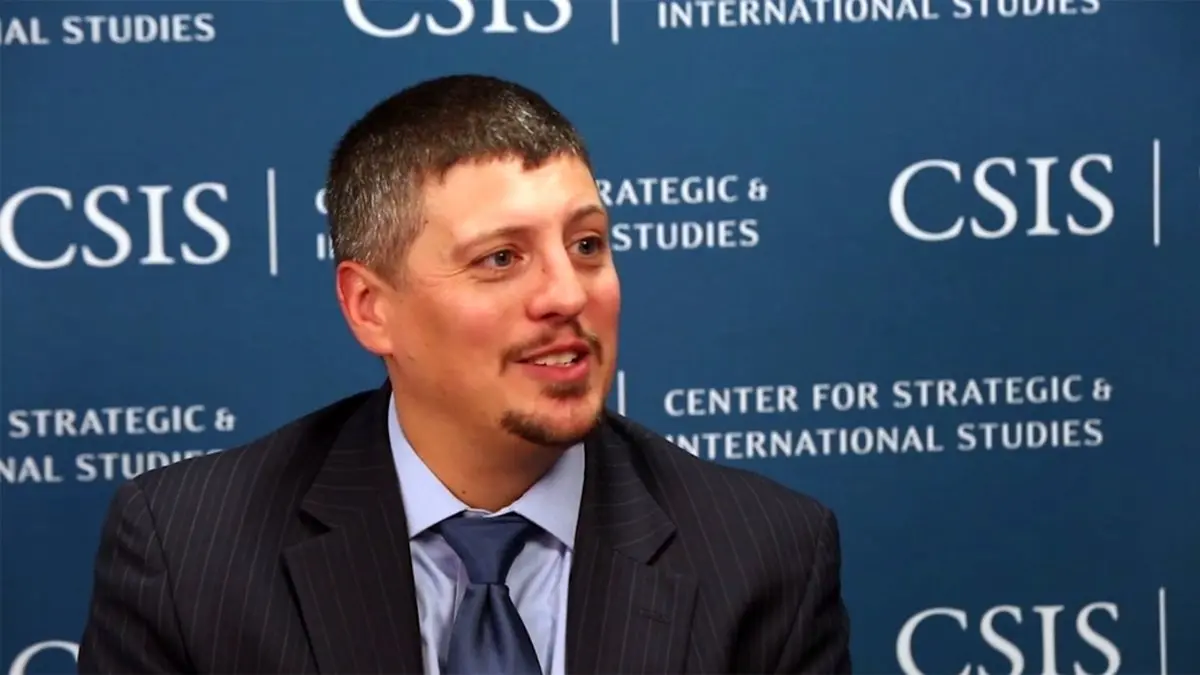 گفت‌وگوی «نامه نیوز» با ریچارد نفیو، «معمار تحریم های ایران»: نگرانم ترامپ در نهایت آمریکا را از برجام خارج کند /رهبران ایران انگیزه کافی برای صبور ماندن در مقابل ترامپ را دارند اما... /تغییر در سیاست‌های هسته ای ایران محصول مذاکرات بود نه تحریم های آمریک