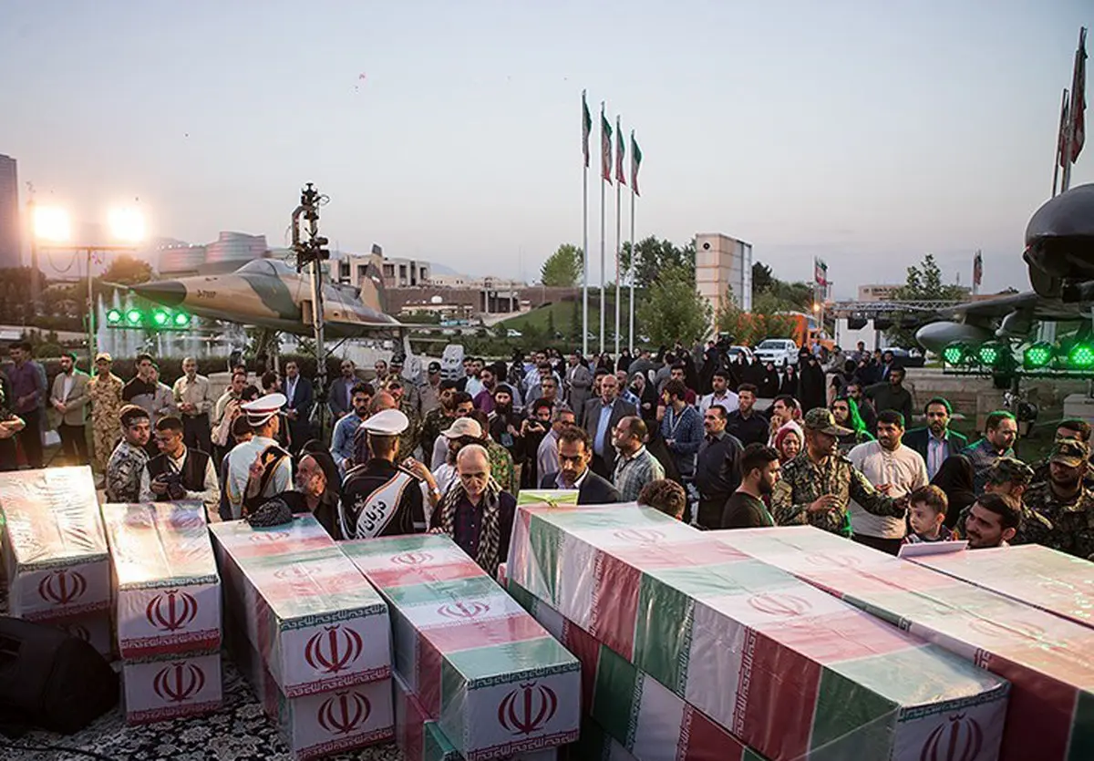 مراسم وداع با پیکر ۱۵۰ شهید گمنام دوران دفاع مقدس
