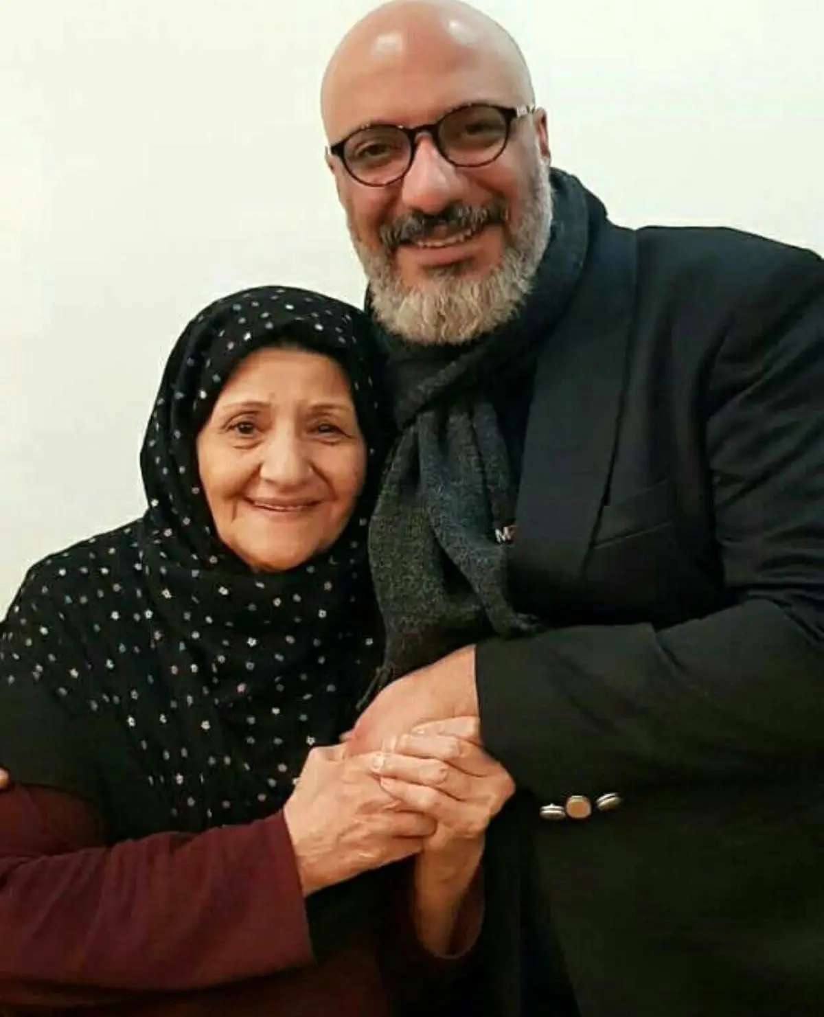 امیر جعفری و مادرش/عکس