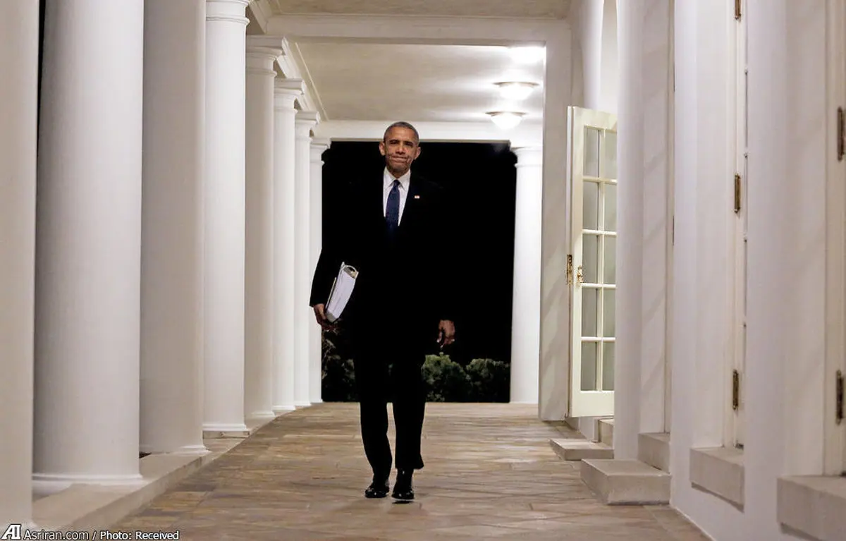 اوباما و پرونده هایش/ عکس