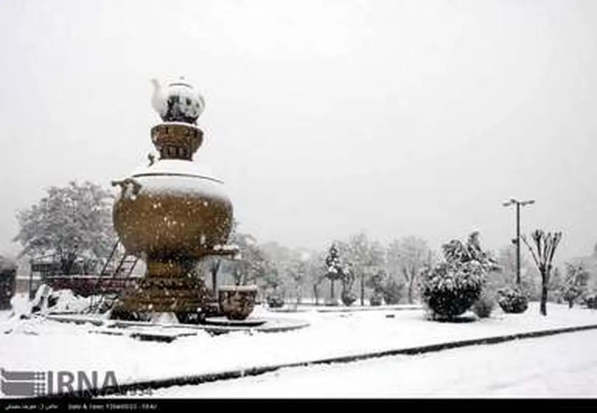 بارش سنگین برف در بروجرد/تصاویر