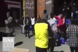 فیلم/ علیرضا بیرانوند کمک‌های مردمی را برای ارسال به لرستان آماده کرد
