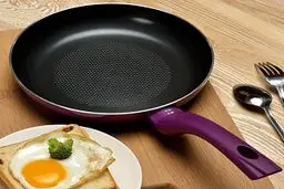 این مواد غذایی را در ظرف‌های چدنی نپزید!