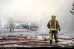 مهار آتش سوزی در سه راه آذری تهران /گزارش تصویری